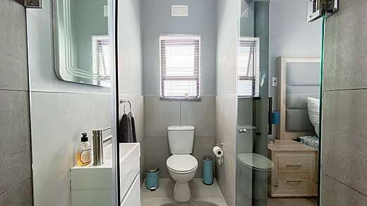 En-Suite Bathroom