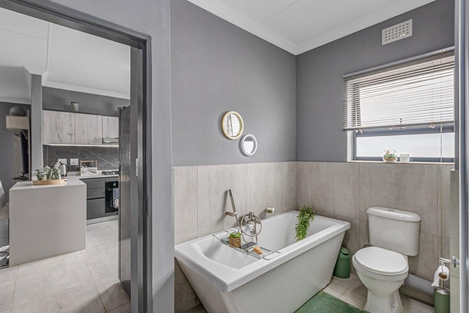 Full Family Bathroom